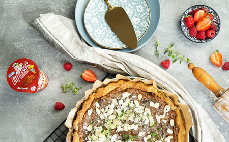 Zemiakový koláč s orechovou náplňou a Lipánkom