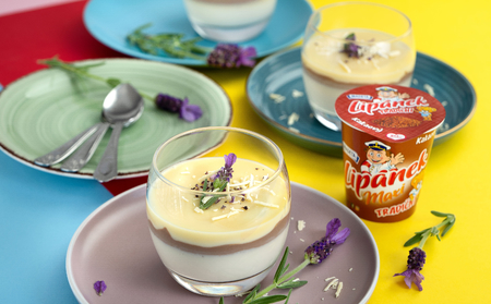 Levanduľová panna cotta s bielou čokoládou a Lipánkom tradičným