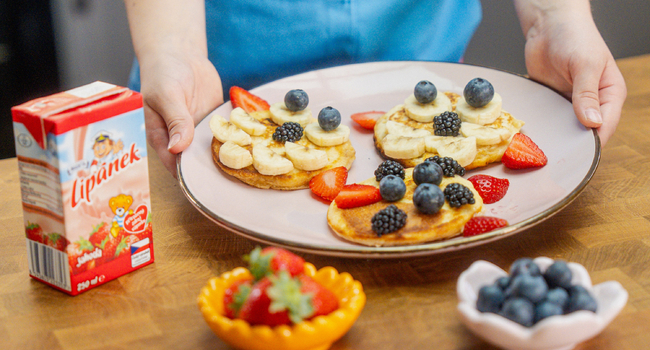 Jahodové mliečne lievance