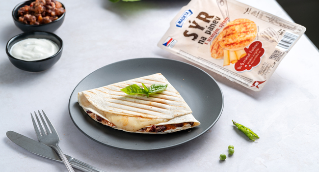 Tortilla s údeným Syrom na panvicu