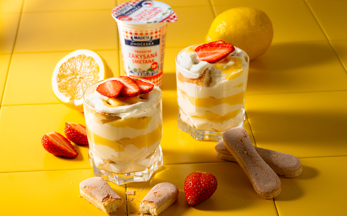 Citronové tiramisu se zakysanou smetanou