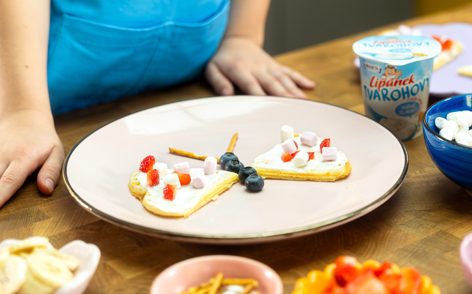 Domácí vafle s tvarohovým Lipánkem