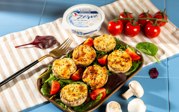 Pečené žampiony plněné Jihočeským žervé