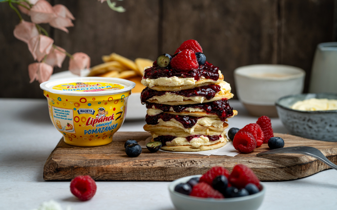 Vanilkové lievančeky s rozvarom z lesného ovocia