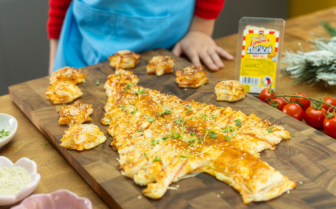 Vánoční stromeček se sýrem Lipánek Zlaťáček