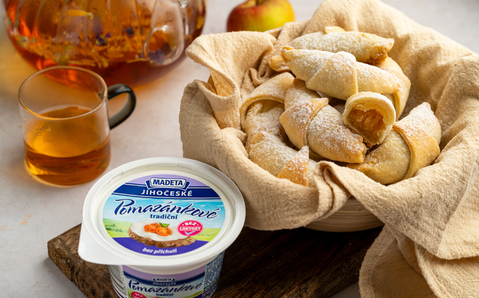 Vláčné jablečné rohlíčky